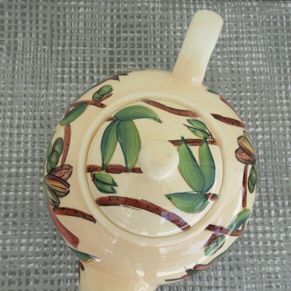 VTG Chinese Hand Painted Birds, Nature, Teapot 1 quart Capacity, Yellow - Picture 7 of 13